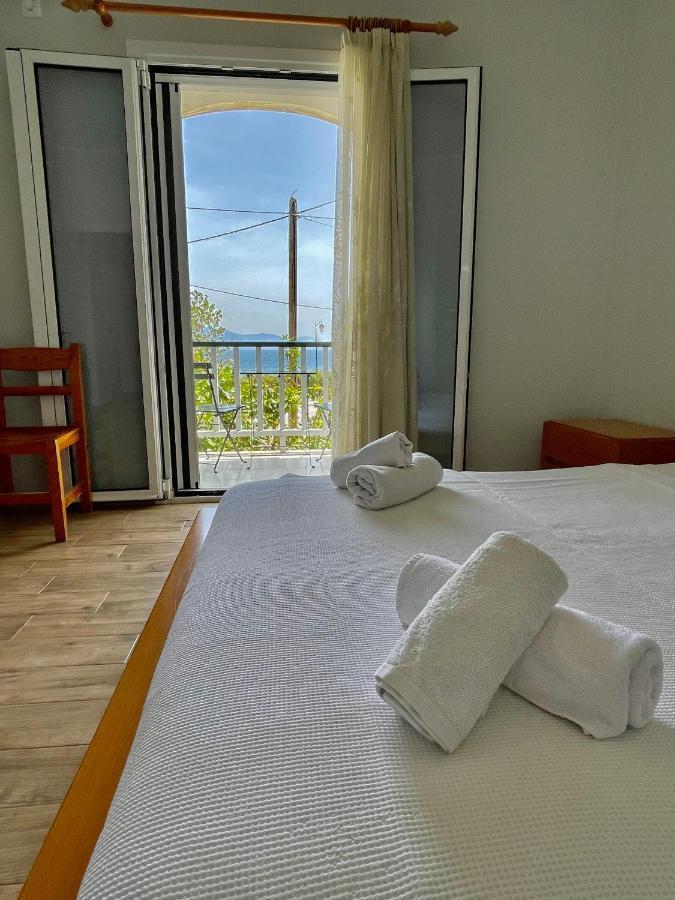 Cosy Apartment With Sea View Close To The Beach Nikiana Exterior photo